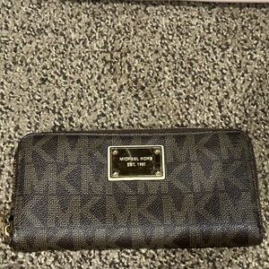 Michael Kors wallet